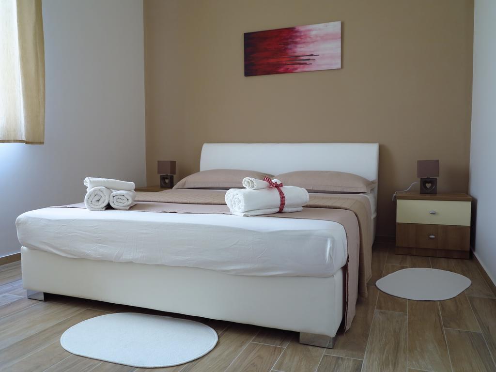 Apartments Rotiroti Задар Екстериор снимка