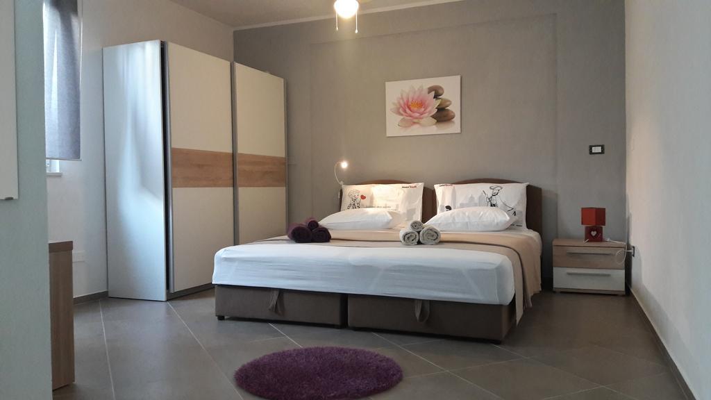 Apartments Rotiroti Задар Екстериор снимка