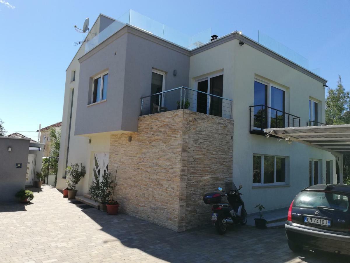 Apartments Rotiroti Задар Екстериор снимка