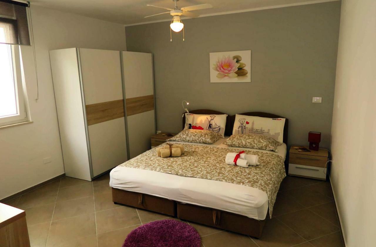 Apartments Rotiroti Задар Екстериор снимка